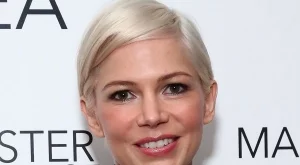 Разберете дали ви отива къса коса с този трик