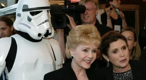 Майката на Кари Фишър си отиде един ден след нея