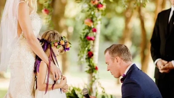 Речта на този младоженец към доведената му дъщеря ще ви трогне