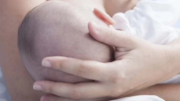 Дневникът на една мама: Хранене на поискване или режим?