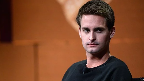Основателят на Snapchat Еван Шпигел получава шокиращо висока заплата