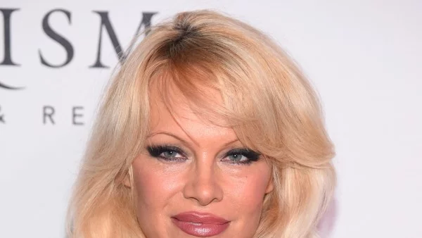 Памела Андерсън казва сбогом на Холивуд