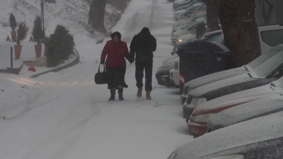 607 населени места в страната са без ток