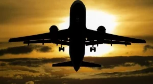 Британската авиокомпания Monarch отмени всички полети