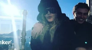 Мадона заведе младото си гадже на ски