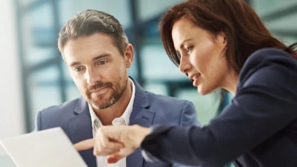 Как да накарате някой да направи това, което му казвате