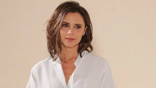 Виктория Бекъм има бизнес дългове