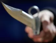 Мъж размаха нож на парижкото летище "Шарл дьо Гол", полицай го ликвидира