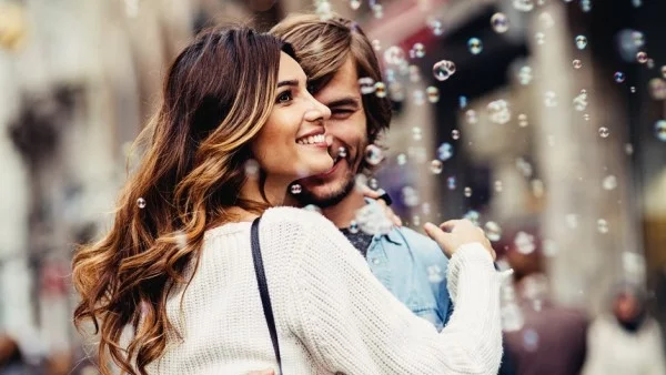 Тест: Разбери каква си и какъв мъж ти подхожда