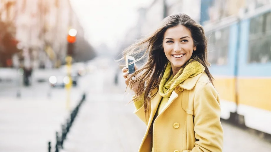 Потребителите предпочитат големи смартфони и фаблети