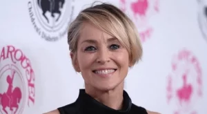 Шарън Стоун разкри как се поддържа във форма и на 59