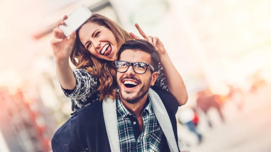 Превърнете селфито си в емотикона