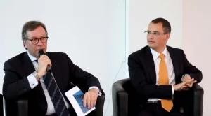 2017/01/17/0984295001484659660