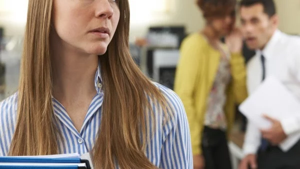 Много добре се справяш като за жена