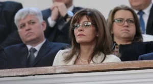 Новата първа дама се появи с променена визия