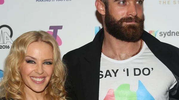 Кайли Миноуг заряза годеника си