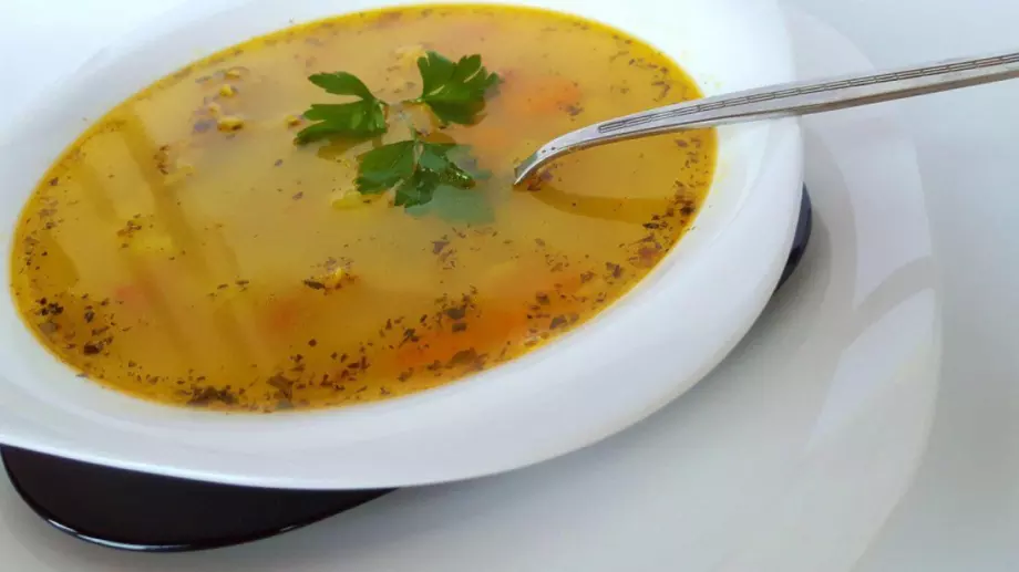 Пролетна яхнийка с картофи