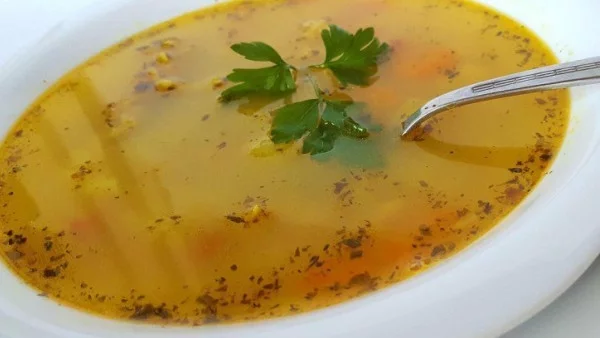 Пилешка супа със застройка