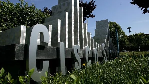 Cisco купи компания за бизнес софтуер