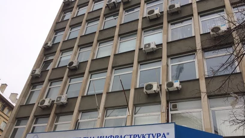 Очаквано спряха обществената поръчка за ТОЛ системата