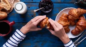 Ето как французойките поддържат слаби фигури