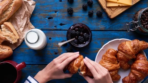 Ето как французойките поддържат слаби фигури