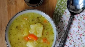 Супа с картофи и праз