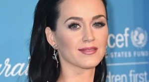 Кейти Пери пуска собствена линия обувки