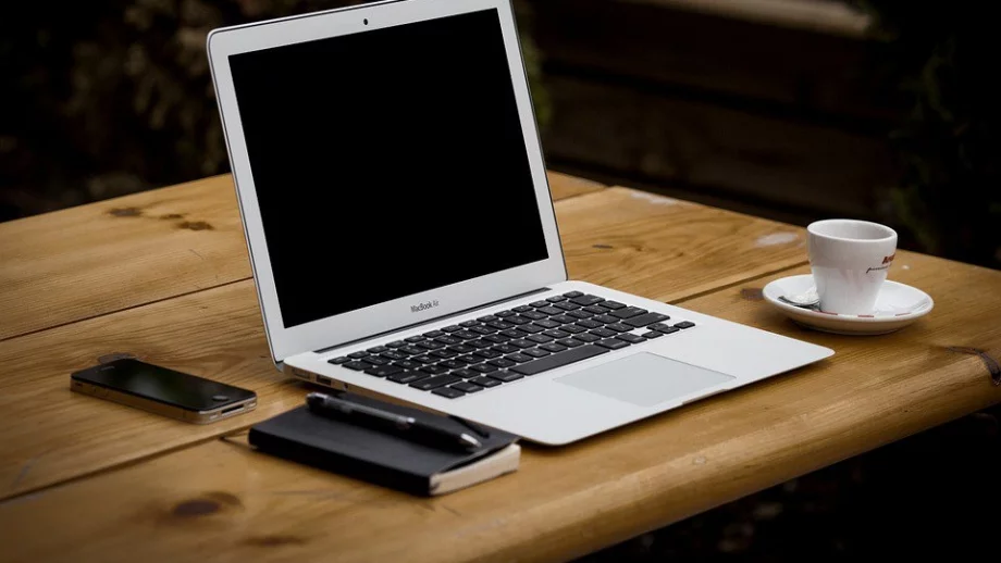 Защо на пазара все още няма водоустойчиви лаптопи?