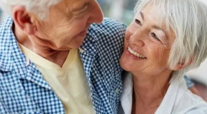 Как да говорим за пари със застряващите си родители