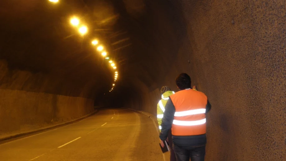 Повдигнаха обвинение на пътен шеф заради трагедията в тунел "Ечемишка"