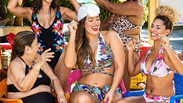 Ашли Греъм отново сътвори история в Sports Illustrated 