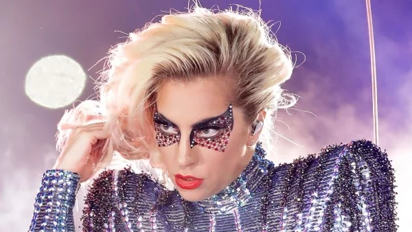 Лейди Гага сменя Бионсе на Coachella