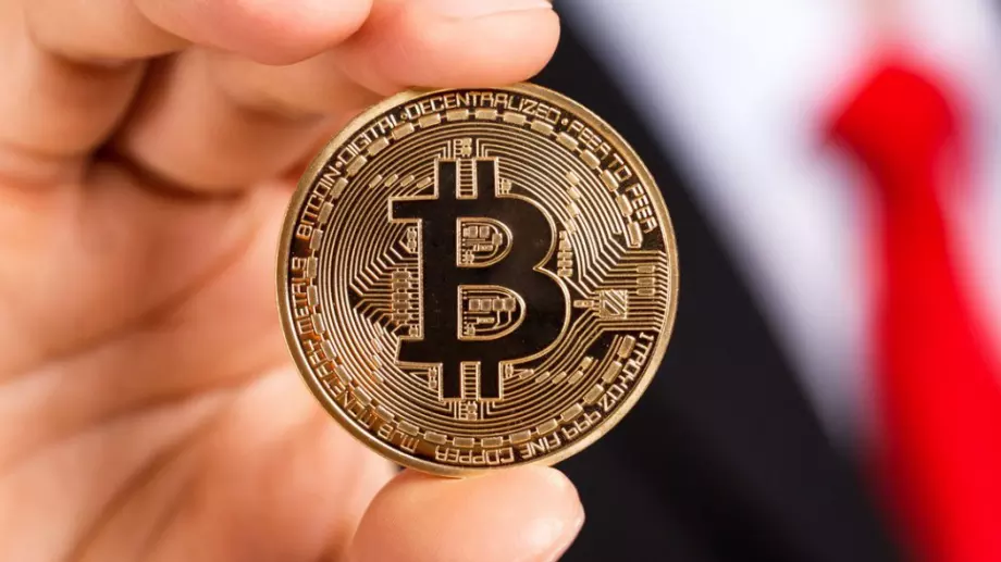 Експерти: Bitcoin може да достигне 400 000 долара