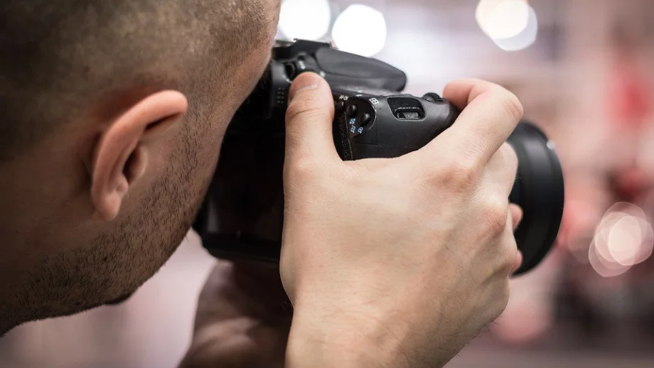 Фотоконкурс за младежи праща победителя в Брюксел