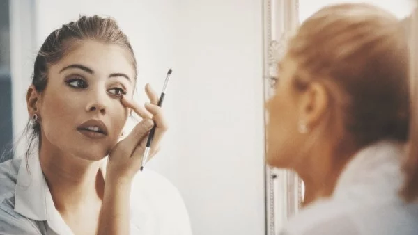 4 техники в грима, които трябва да знае всяко момиче