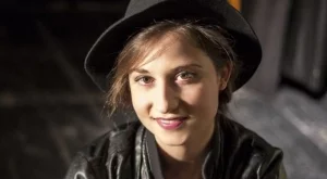 Алиса Атанасова -  момичето, по което ще се захласнеш