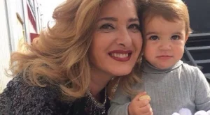 Внучката на Катето Евро тръгна по нейните стъпки (видео)