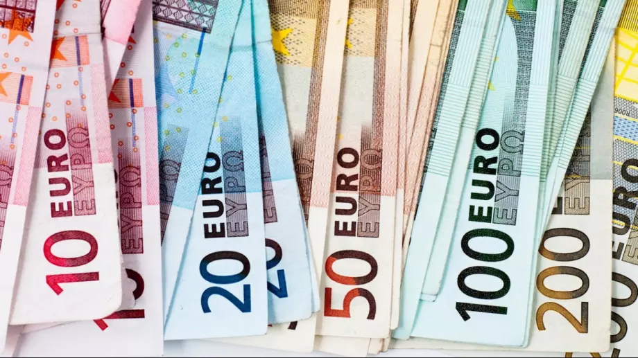 В България се задава най-голямото харчене на пари