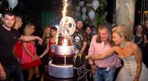 Ето как  Магърдич Халваджиян отпразнува 50 години