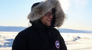 Миро заведе жена си в Гренландия