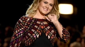 Отслабналата Адел е неузнаваема (снимки)