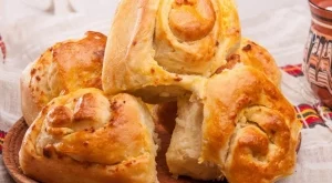 Лесна  питки със сирене от Теди Кацарова