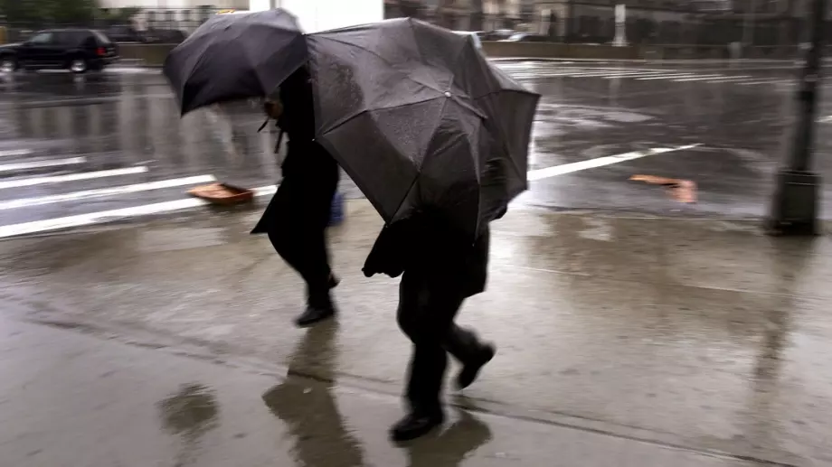 Учени: Бързата походка намалява риска от смърт при COVID-19