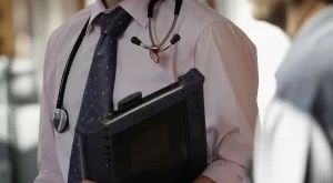 Само един човек в България специализира, за да стане джипи 