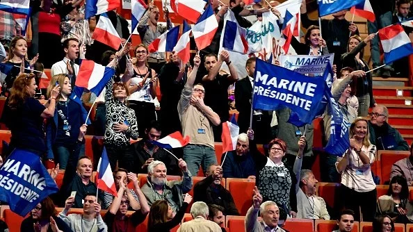 Опиянението на популизма