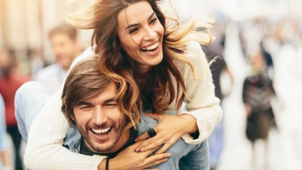 Как зодиите показват любовта си