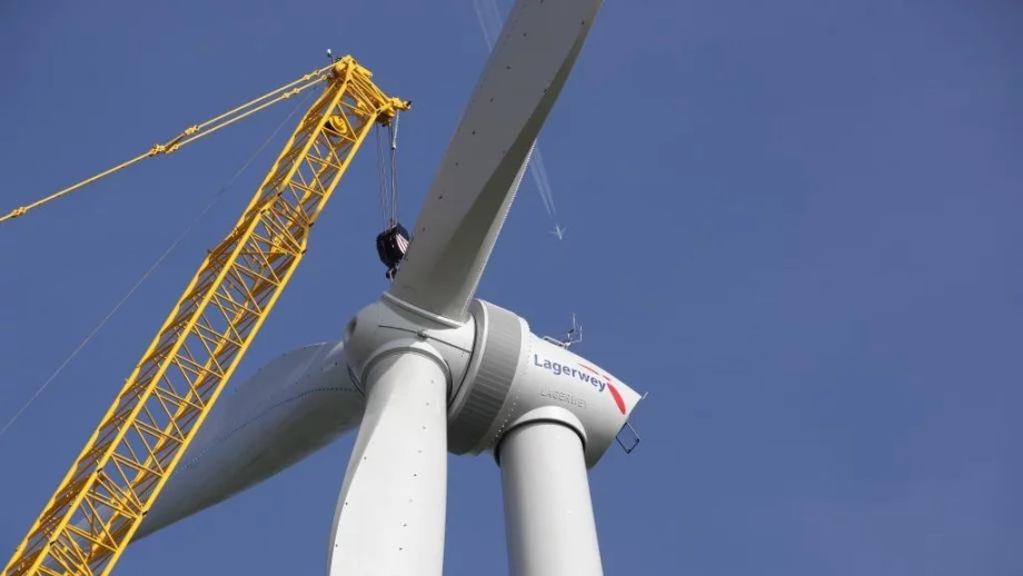 „Газпромбанк“ ще финансира вятърните електроцентрали на „Росатом“