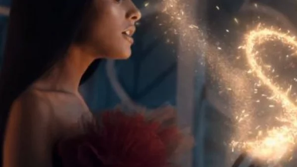 Излезе видеото към песента "Красавицата и звярът"