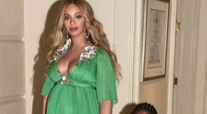 Бионсе облече дъщеря си в рокля за 26 000 долара